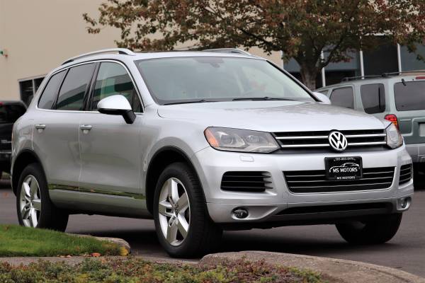 2011 VW TOUAREG 64K MILES 25MPG LUXURY PCKG PANO SUV GPS BACK UP CAM for sale in Portland, OR – photo 2