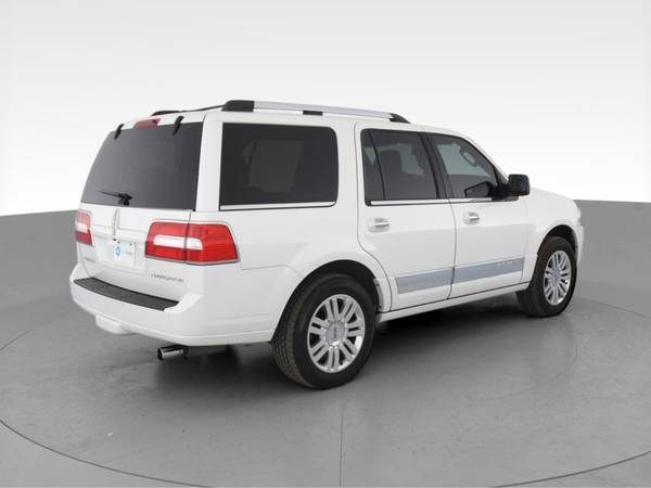 2013 Lincoln Navigator Sport Utility 4D suv White - FINANCE ONLINE -... for sale in Baltimore, MD – photo 11