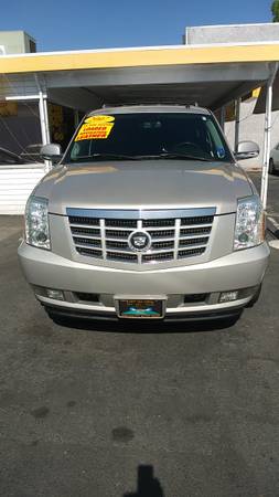 2007 Cadillac Escalade 151k Miles AWD DVD Player for sale in Oakdale, CA – photo 2