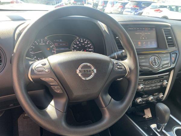 2017 Nissan Pathfinder 4x4 S - cars & trucks - by dealer - vehicle... for sale in Farmington, NM – photo 6