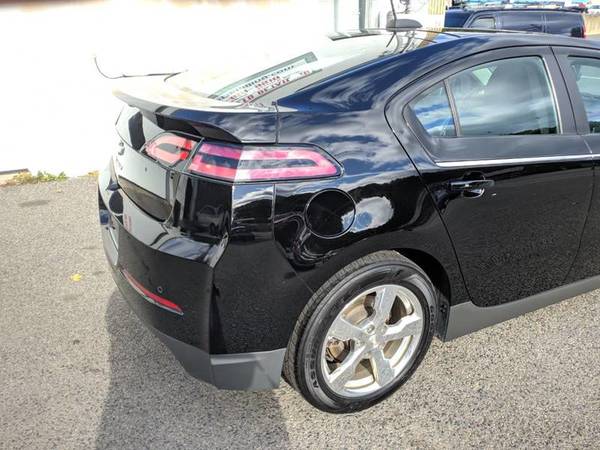 2015 Chevrolet Volt Premium Plug In Hybrid fully loaded 101k nav for sale in Walpole, RI – photo 9