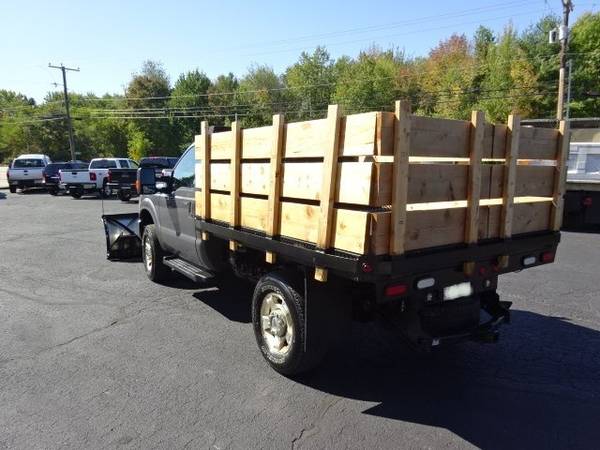 2011 Ford Super Duty F-350 SRW 4WD Reg Cab XLT DUMP TRUCK WITH... for sale in Kingston, NH – photo 3