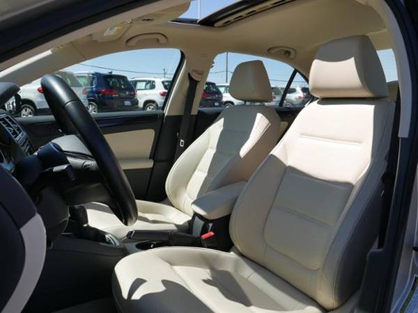 2015 Volkswagen Jetta Sedan 2.0L TDI SEL for sale in Inver Grove Heights, MN – photo 15