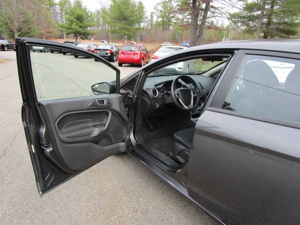 2015 FORD FIESTA SE ONLY 60K WITH CERTIFIED WARRANTY - cars & trucks... for sale in Loudon, NH – photo 16