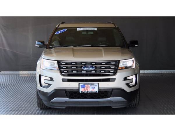 2017 Ford Explorer XLT - cars & trucks - by dealer - vehicle... for sale in Buena Park, CA – photo 7