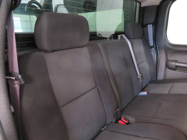 2011 Chevy Silverado LT Ext. Cab New Tires Remote Start - Warranty for sale in Wayland, MI – photo 17