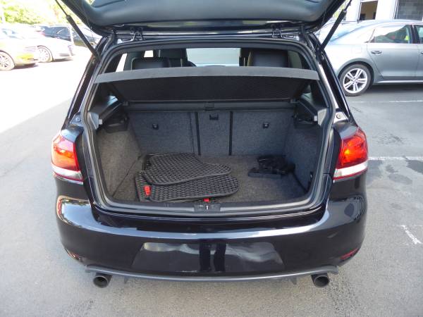 2012 Volkswagen GTI Base PZEV 2dr Hatchback 6M w/Sunroof and Nav for sale in CHANTILLY, District Of Columbia – photo 11