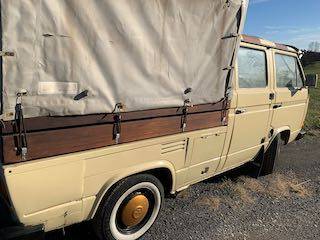 Volkswagen Double Cab Diesel - cars & trucks - by owner - vehicle... for sale in Slingerlands, NY – photo 2