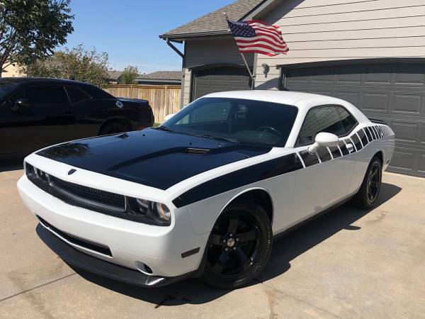 2012 Dodge Challenger High Outfit only 102k Miles Perfect Condition for sale in Wichita, KS – photo 4
