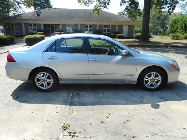 2006 Honda Accord EX-L 4 Door $5,900 for sale in West Point MS, MS – photo 4