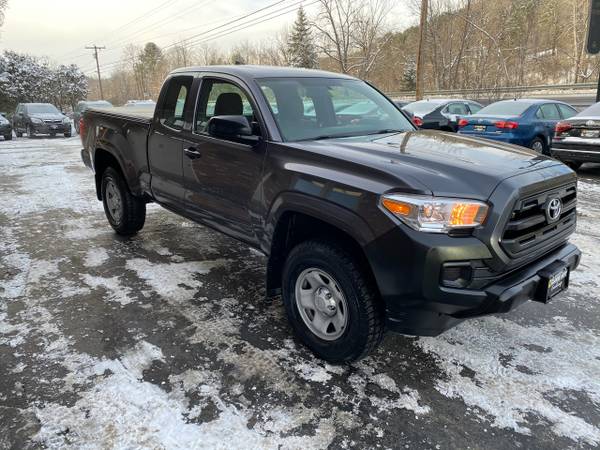 2017 Toyota Tacoma SR5 Access Cab I4 6AT 4WD - - by for sale in Cass Lake, VT – photo 5