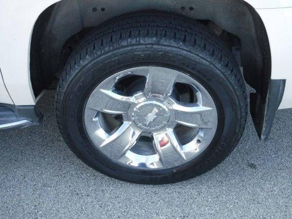 2015 Chevrolet Suburban SUV LTZ - White Diamond Pearl for sale in Waukesha, WI – photo 10