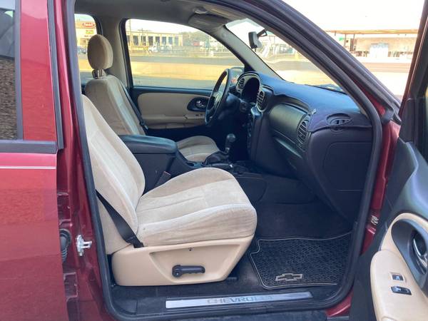 2007 Chevrolet Trailblazer GREAT Clean!!! - cars & trucks - by owner... for sale in Lubbock, TX – photo 8