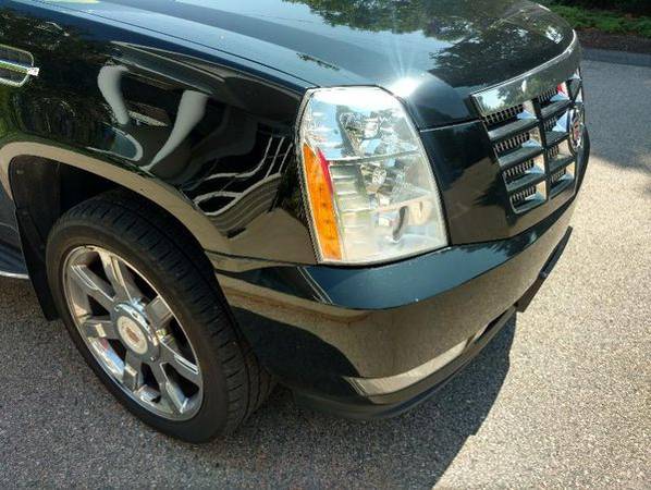2011 Cadillac Escalade EXT Luxury - EASY FINANCING FOR ALL SITUATIONS! for sale in Holliston, MA – photo 8