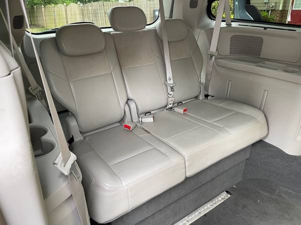 Chrysler Town & Country Wheelchair Van for sale in Chester, VA – photo 13