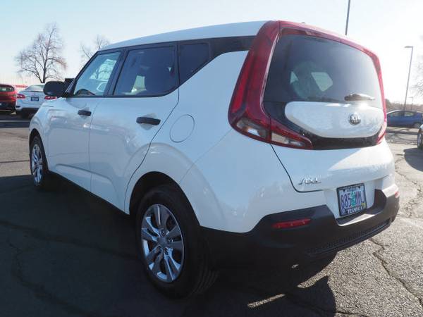 2021 Kia Soul LX - - by dealer - vehicle automotive sale for sale in Bend, OR – photo 6
