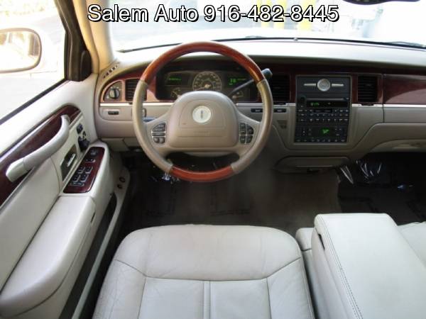 2003 Lincoln Town Car CARTIER - SUNROOF - LEATHER AND HEATED SEATS -... for sale in Sacramento , CA – photo 7