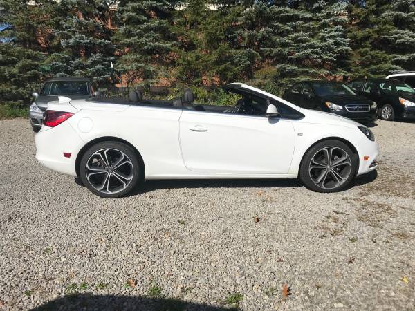 2016 BUICK CASCADA CONVERTIBLE 26000 MILES - cars & trucks - by... for sale in Cleveland, OH – photo 4
