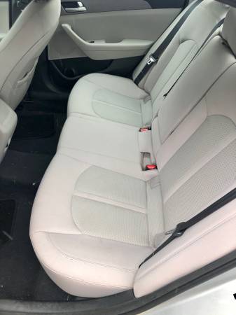 Sold - Hyundai Sonata 2015, 61k, 10.5k, excellent condition for sale in Clarendon Hills, IL – photo 5