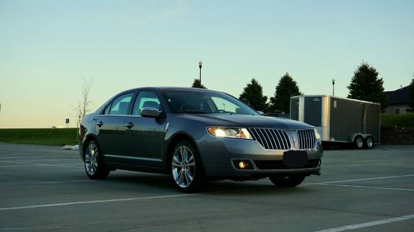 2011 Lincoln MKZ Sport Appearance Package - cars & trucks - by owner... for sale in Lincoln, NE – photo 3