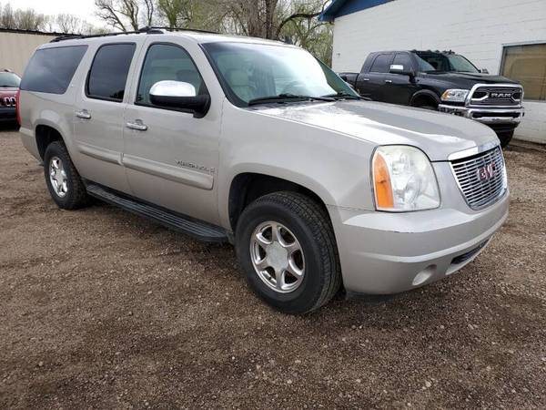 2009 GMC Yukon XL 4x4 - cars & trucks - by dealer - vehicle... for sale in Fort Collins, CO – photo 4
