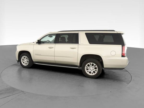 2017 GMC Yukon XL SLT Sport Utility 4D suv Silver - FINANCE ONLINE -... for sale in Cleveland, OH – photo 6