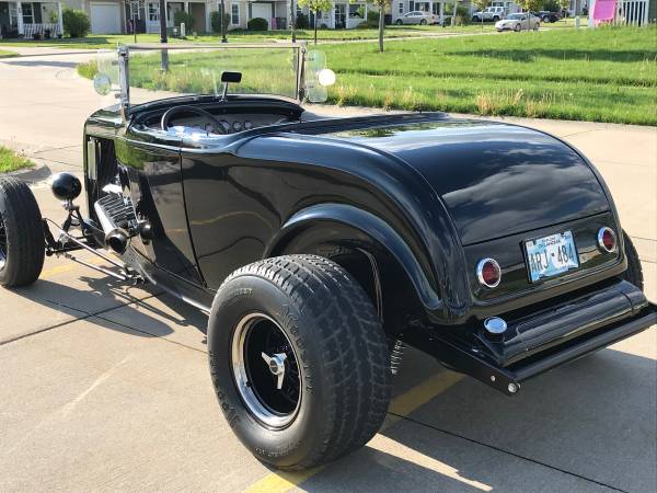 Beautiful 1932 Ford Roadster with Removable Hardtop - cars & trucks... for sale in Allen, TX – photo 14