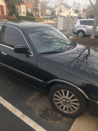 Lincoln town car - cars & trucks - by owner - vehicle automotive sale for sale in Germantown, District Of Columbia – photo 4