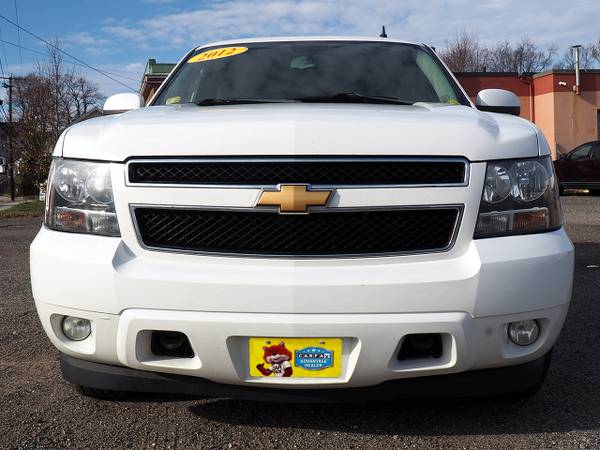 2012 Chevrolet Suburban LT 4X4 Leather Moonroof DVD Super Nice -... for sale in West Warwick, MA – photo 3