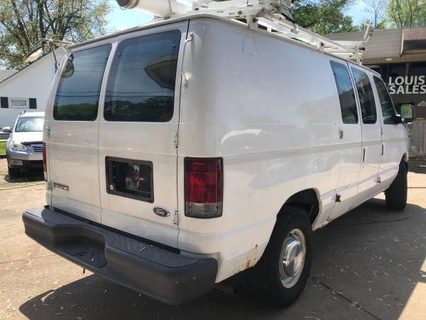 2006 Ford E-Series Cargo E 250 3dr Van - Wholesale Cash Prices for sale in Louisville, KY – photo 3