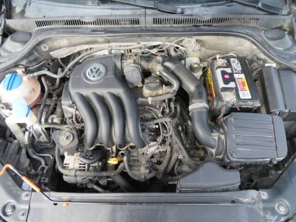 2012 VW Jetta 5 Speed Manual 147, 000 Miles 3, 900 - cars & for sale in Waterloo, IA – photo 15