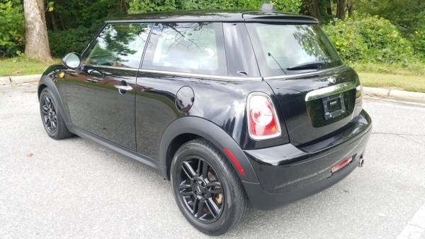 2013 Mini Cooper Hardtop, Low Miles, 6-speed - cars & trucks - by... for sale in Winston Salem, NC – photo 4