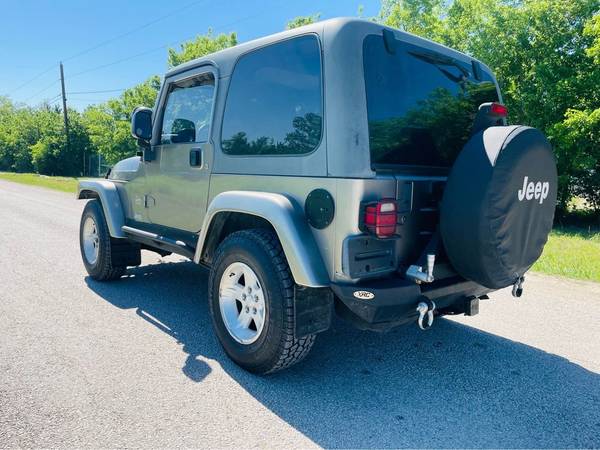 2004 Jeep Wrangler SAHARA 4X4 LOW MILES! - - by dealer for sale in Austin, TX – photo 4