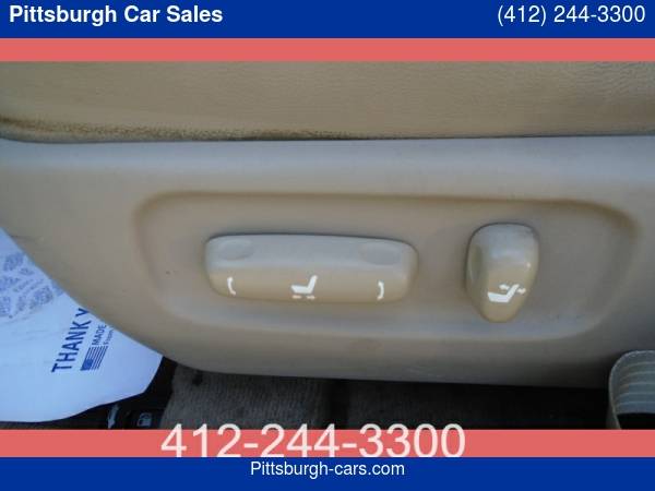 2005 Toyota Camry 4dr Sdn XLE Auto with 2 4L DOHC SEFI VVTi 16-valve for sale in Pittsburgh, PA – photo 16