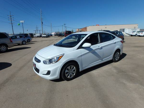 2017 Hyundai Accent SE - - by dealer - vehicle for sale in Bonne Terre, MO – photo 5