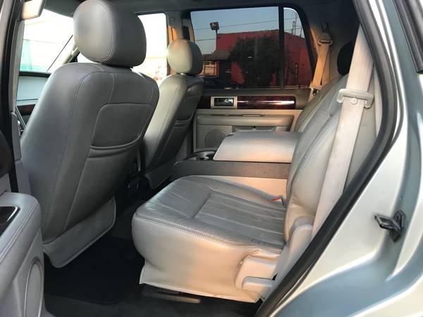 2005 Lincoln Navigator - cars & trucks - by owner - vehicle... for sale in torrence, CA – photo 7