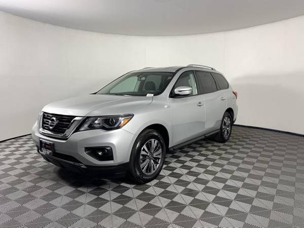 2018 Nissan Pathfinder SV - EASY FINANCING! - cars & trucks - by... for sale in Portland, OR – photo 3