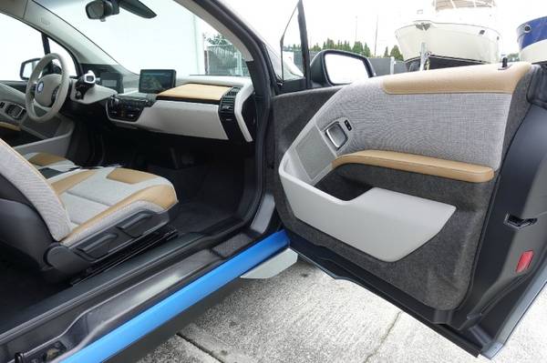 2015 BMW i3 Giga REXT - Tech/Park Assist - Tax Free on 1st $16k for sale in Oak Harbor, WA – photo 22