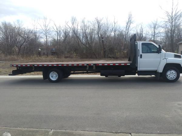 2006 GMC KODIAK 5500 (NON-CDL) 24 FLATBED - - by for sale in Other, TN – photo 17