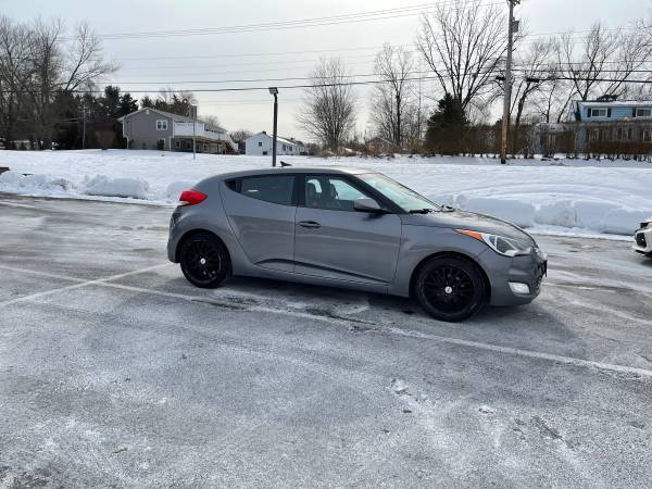 2012 Hyundai Veloster 6 Speed Manual for sale in Wappingers Falls, NY – photo 4