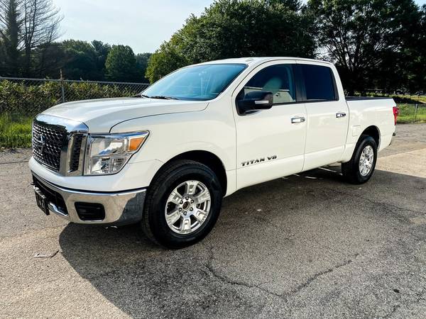 Nissan Titan 4x4 Truck Crew Cab Pickup Trucks Low Miles Bluetooth... for sale in Fayetteville, NC – photo 6