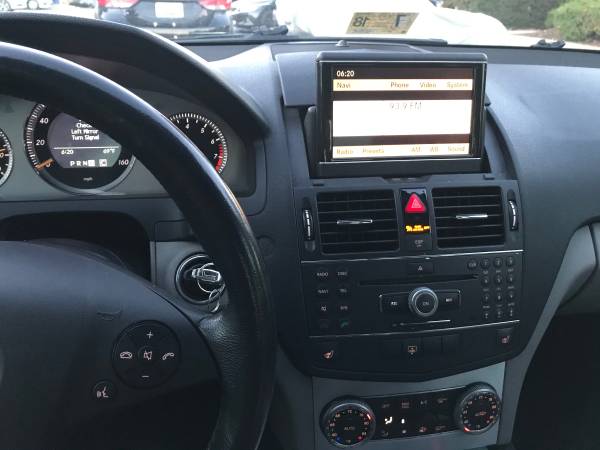2008 Mercedes c 300 4 Matic fully loaded for sale in Silver Spring, District Of Columbia – photo 8