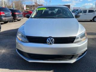 2011 VOLKSWAGEN JETTA - cars & trucks - by dealer - vehicle... for sale in Cleveland, OH – photo 2
