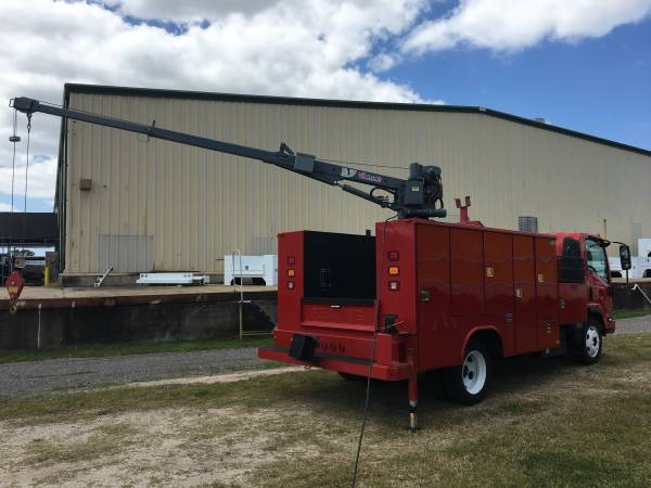 COMMERCIAL TRUCKS!! 2016 Isuzu NQR 11' Service Body- 3,200lb 16' Crane for sale in Palmetto, VA – photo 13