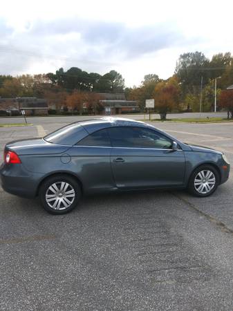 2008 Volkswagen Eos - cars & trucks - by owner - vehicle automotive... for sale in Memphis, TN – photo 2