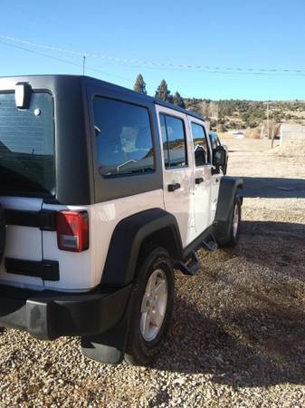 Jeep Wrangler (like new) - cars & trucks - by owner - vehicle... for sale in Cerro, NM – photo 3