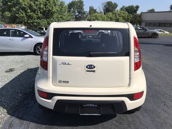 2013 Kia Soul Base - cars & trucks - by dealer - vehicle automotive... for sale in Greensboro, NC – photo 5