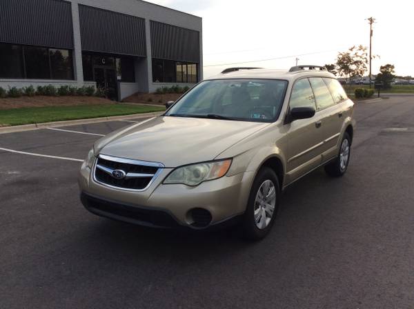 2008 SUBARU OUTBACK 2.5L AWD EXCELLENT CONDITION GARAGE KEPT - cars... for sale in Charlotte, NC – photo 2