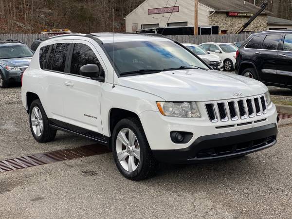 2011 Jeep Compass Latitude 4x4 - cars & trucks - by dealer - vehicle... for sale in Ringwood, NJ – photo 3
