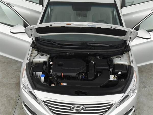 2017 Hyundai Sonata Sedan 4D sedan Silver - FINANCE ONLINE for sale in Las Vegas, NV – photo 4